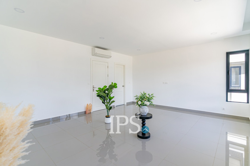 4 Bedroom Villa For Rent - Chip Mong Grand Phnom Penh, Kmuonh, Phnom Penh