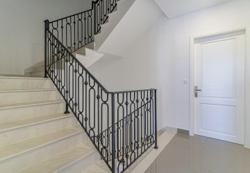 4 Bedroom Villa For Rent - Chip Mong Grand Phnom Penh, Kmuonh, Phnom Penh thumbnail