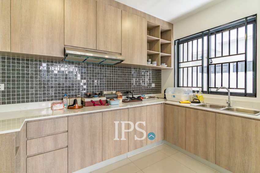 4 Bedroom Villa For Rent - Chip Mong Grand Phnom Penh, Kmuonh, Phnom Penh