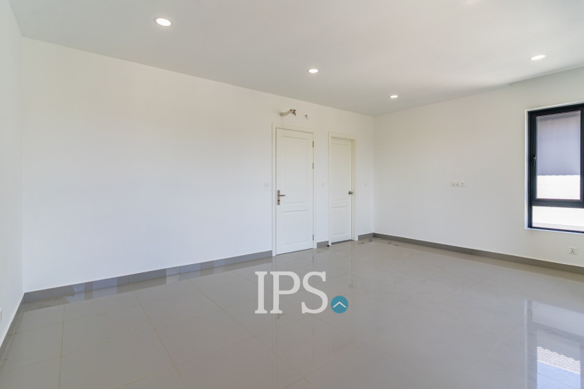 4 Bedroom Villa For Rent - Chip Mong Grand Phnom Penh, Kmuonh, Phnom Penh