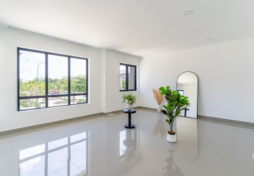 4 Bedroom Villa For Rent - Chip Mong Grand Phnom Penh, Kmuonh, Phnom Penh thumbnail