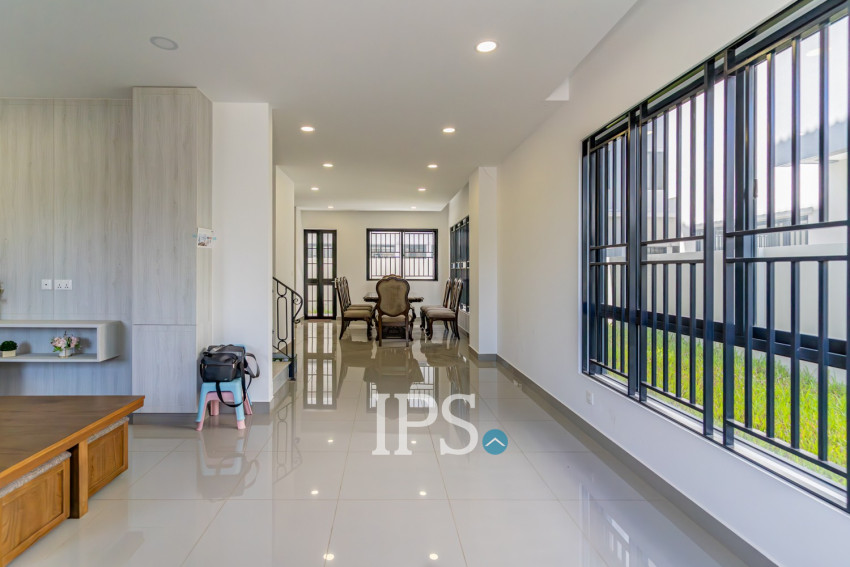 4 Bedroom Villa For Rent - Chip Mong Grand Phnom Penh, Kmuonh, Phnom Penh