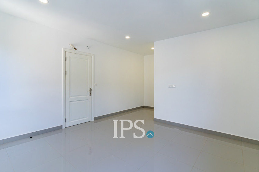 4 Bedroom Villa For Rent - Chip Mong Grand Phnom Penh, Kmuonh, Phnom Penh