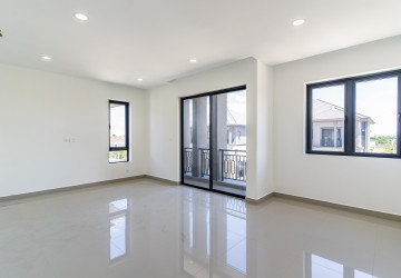 4 Bedroom Villa For Rent - Chip Mong Grand Phnom Penh, Kmuonh, Phnom Penh thumbnail