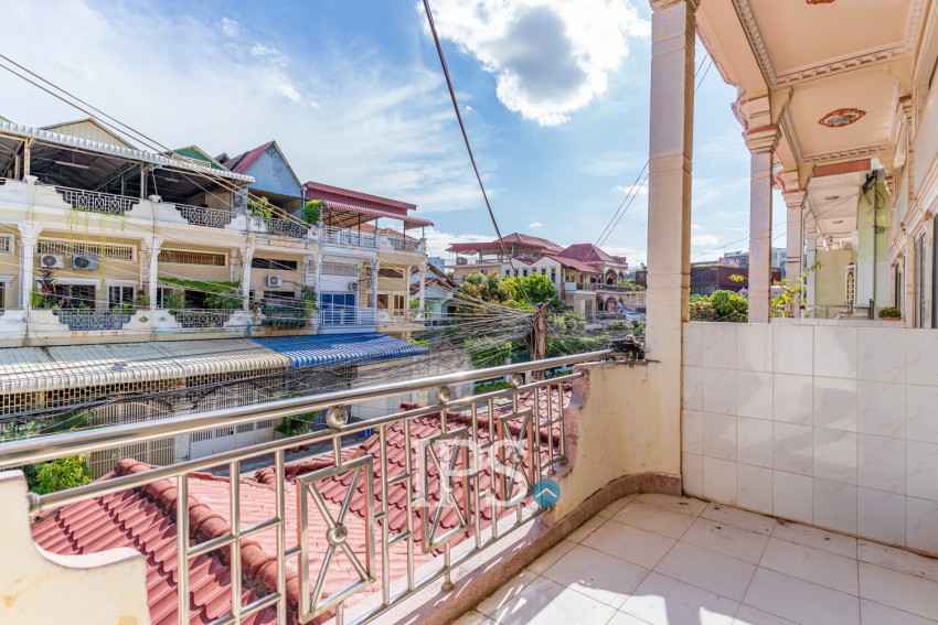 5 Bedroom Shophouse For Rent - Boeung Kak 2, Phnom Penh