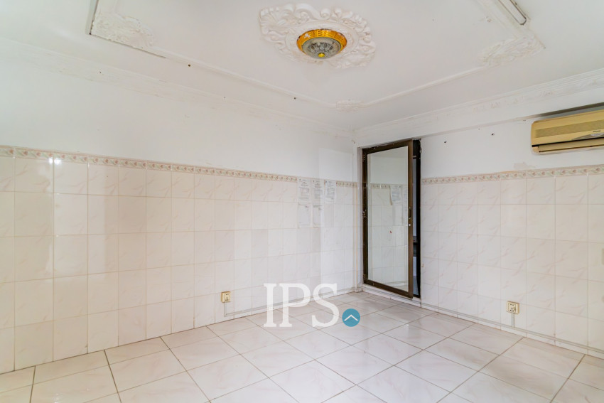 5 Bedroom Shophouse For Rent - Boeung Kak 2, Phnom Penh