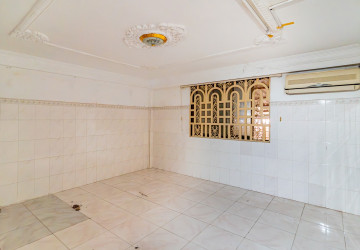 5 Bedroom Shophouse For Rent - Boeung Kak 2, Phnom Penh thumbnail