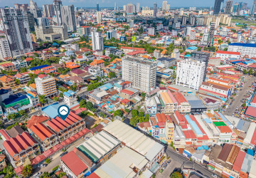 5 Bedroom Shophouse For Rent - Boeung Kak 2, Phnom Penh thumbnail