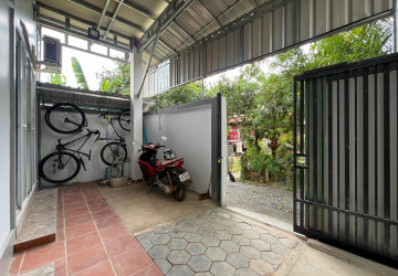 2 Bedroom Apartment For Rent - Svay Dangkum, Siem Reap thumbnail