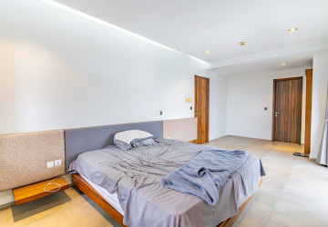 18th Floor 2 Bedroom Penthouse For Sale - Urban Loft, Sen Sok, Phnom Penh thumbnail