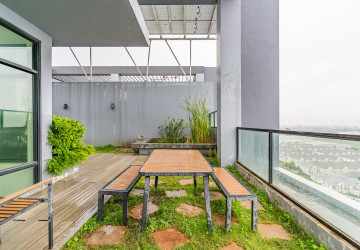 18th Floor 2 Bedroom Penthouse For Sale - Urban Loft, Sen Sok, Phnom Penh thumbnail