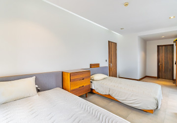 18th Floor 2 Bedroom Penthouse For Sale - Urban Loft, Sen Sok, Phnom Penh thumbnail