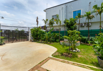 2 Bedroom Apartment For Rent - Sala Kamreuk, Siem Reap thumbnail