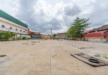 2,600 Sqm Land For Rent - National Road 3, Phnom Penh thumbnail