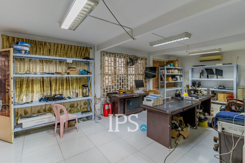 750 Sqm Warehouse For Sale - 7 Makara, Phnom Penh