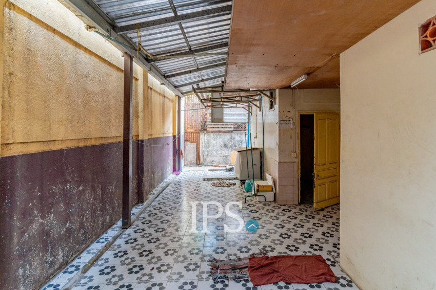750 Sqm Warehouse For Sale - 7 Makara, Phnom Penh