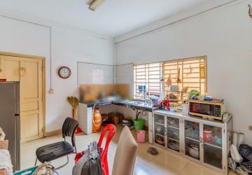 750 Sqm Warehouse For Sale - 7 Makara, Phnom Penh thumbnail