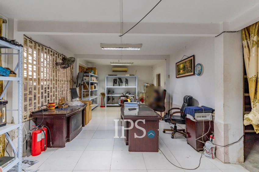 750 Sqm Warehouse For Sale - 7 Makara, Phnom Penh