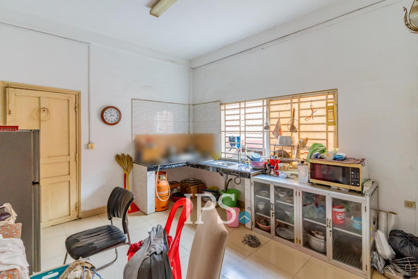 750 Sqm Warehouse For Sale - 7 Makara, Phnom Penh