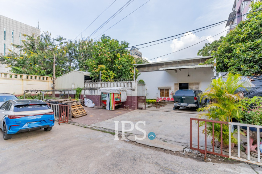 750 Sqm Warehouse For Sale - 7 Makara, Phnom Penh