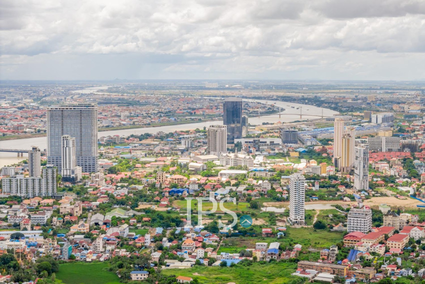 3 Bedroom Villa For Sale - Chroy Changva, Phnom Penh