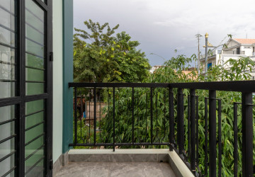 1 Bedroom Apartment For Rent - Sala Kamreuk, Siem Reap thumbnail