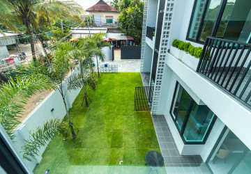 6 Unit Apartment Building For Rent - Slor Kram, Siem Reap thumbnail