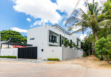 6 Unit Apartment Building For Rent - Slor Kram, Siem Reap thumbnail