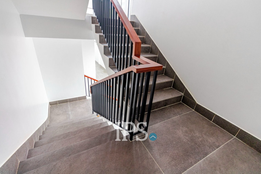 6 Unit Apartment Building For Rent - Slor Kram, Siem Reap