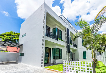 6 Unit Apartment Building For Rent - Slor Kram, Siem Reap thumbnail