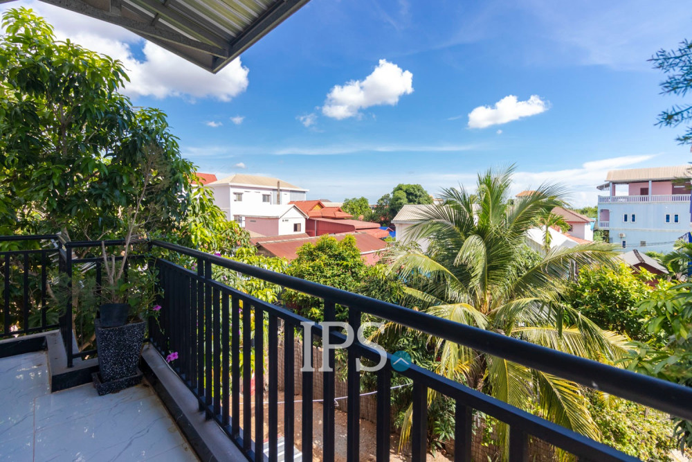 3 Bedroom House For Sale - Svay Dangkum, Siem Reap - Image 19
