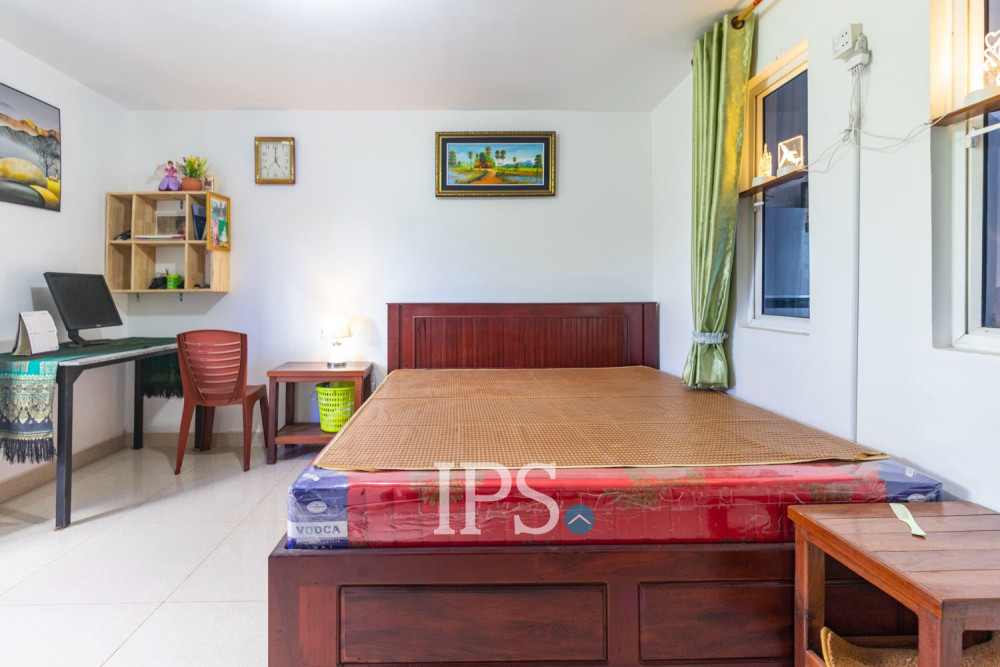 3 Bedroom House For Sale - Svay Dangkum, Siem Reap - Image 9