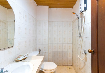 26 Bedroom Hotel For Sale - Svay Dangkum, SIem Reap thumbnail