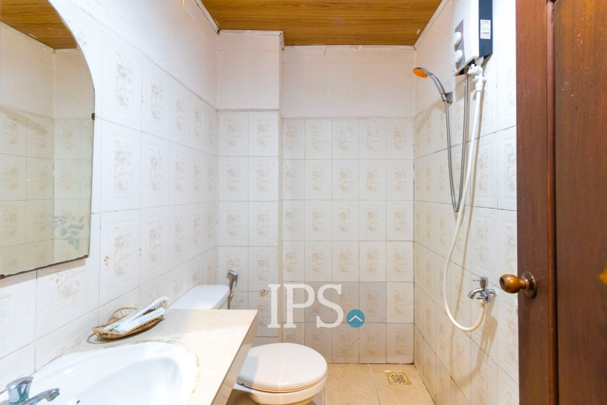 26 Bedroom Hotel For Sale - Svay Dangkum, SIem Reap