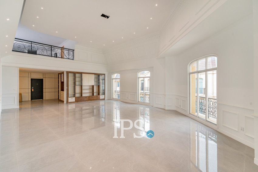 4 Bedroom Penthouse For Rent - Tonle Bassac, Phnom Penh