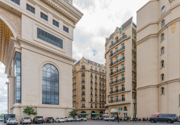 4 Bedroom Penthouse For Rent - Tonle Bassac, Phnom Penh thumbnail