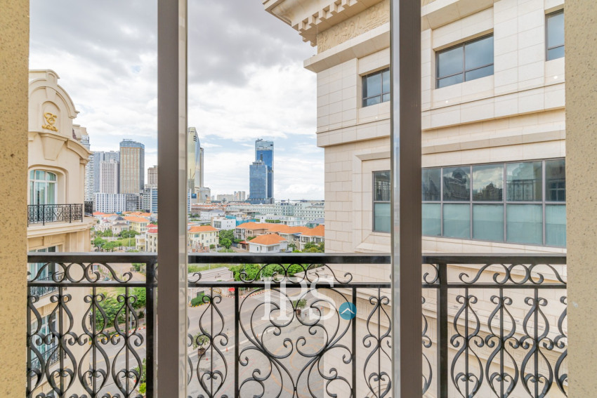 4 Bedroom Penthouse For Rent - Tonle Bassac, Phnom Penh