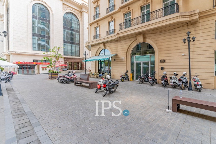 4 Bedroom Penthouse For Rent - Tonle Bassac, Phnom Penh