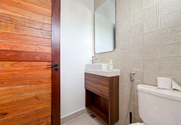 4 Bedroom Villa For Rent - Svay Dangkum, Siem Reap thumbnail