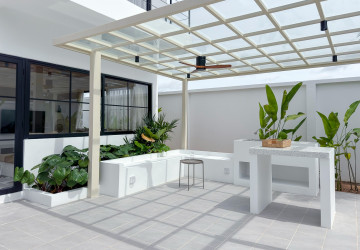 4 Bedroom Villa For Rent - Svay Dangkum, Siem Reap thumbnail