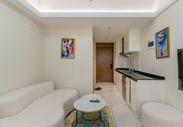 7th Floor 29 Sqm Studio Condo For Sale - Le Conde, BKK1, Phnom Penh thumbnail