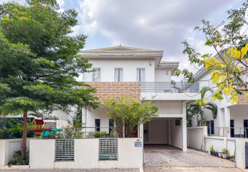 3 Bedroom Villa For Sale - Melbourne, Sra Ngae, Siem Reap thumbnail