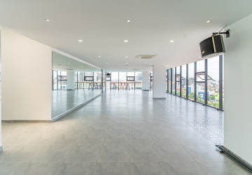 150 Sqm Office Space For Rent - Boeung Kak 2, Phnom Penh thumbnail