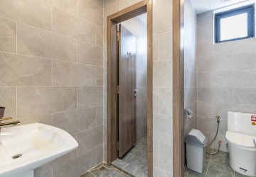 150 Sqm Office Space For Rent - Boeung Kak 2, Phnom Penh thumbnail