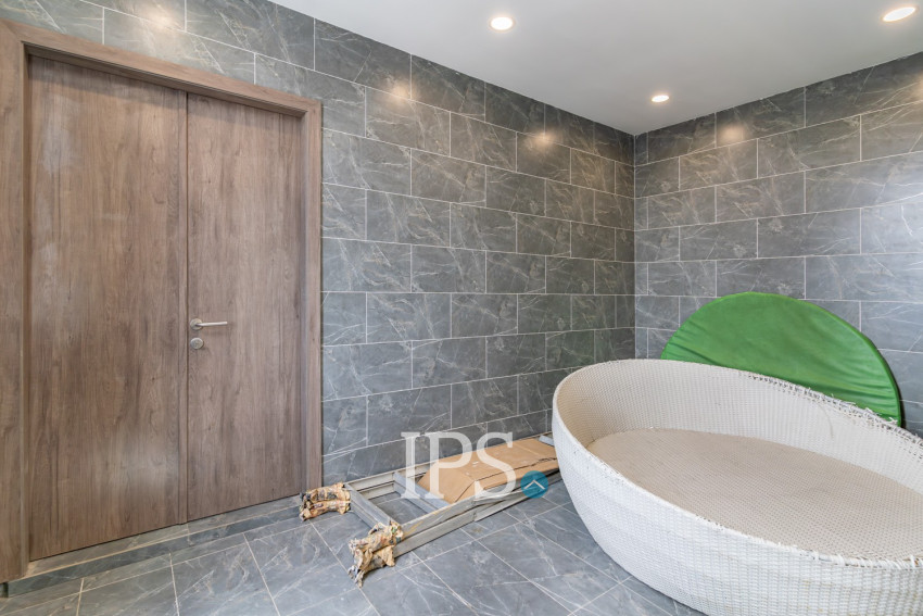 150 Sqm Office Space For Rent - Boeung Kak 2, Phnom Penh