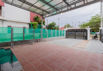 1 Bedroom Apartment For Rent - Svay Dangkum, Siem Reap thumbnail