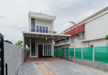 1 Bedroom Apartment For Rent - Svay Dangkum, Siem Reap thumbnail