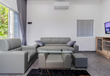 1 Bedroom Apartment For Rent - Svay Dangkum, Siem Reap thumbnail