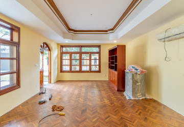 357 Sqm Commercial Villa and 4 Storey Building For Rent - Tonle Bassac, Phnom Penh thumbnail