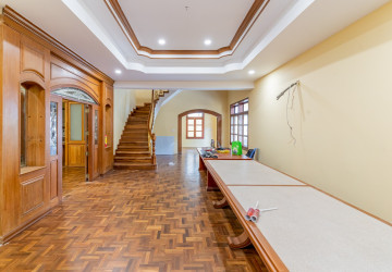 357 Sqm Commercial Villa and 4 Storey Building For Rent - Tonle Bassac, Phnom Penh thumbnail